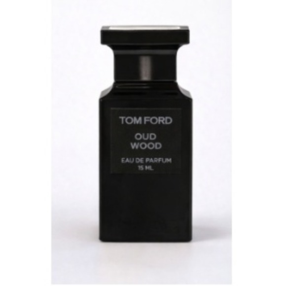 Tom Ford Oud Wood Eau de Parfum Travel Spray Size 15mL 0.5 fl oz - Picture 3 of 8